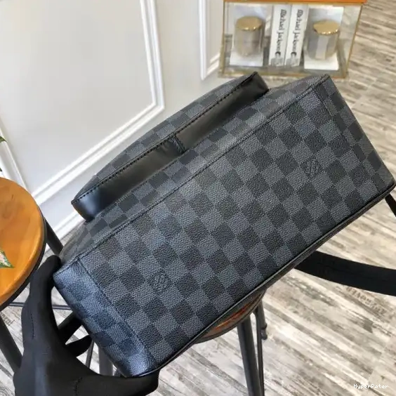Vuitton Louis JOSH 0608